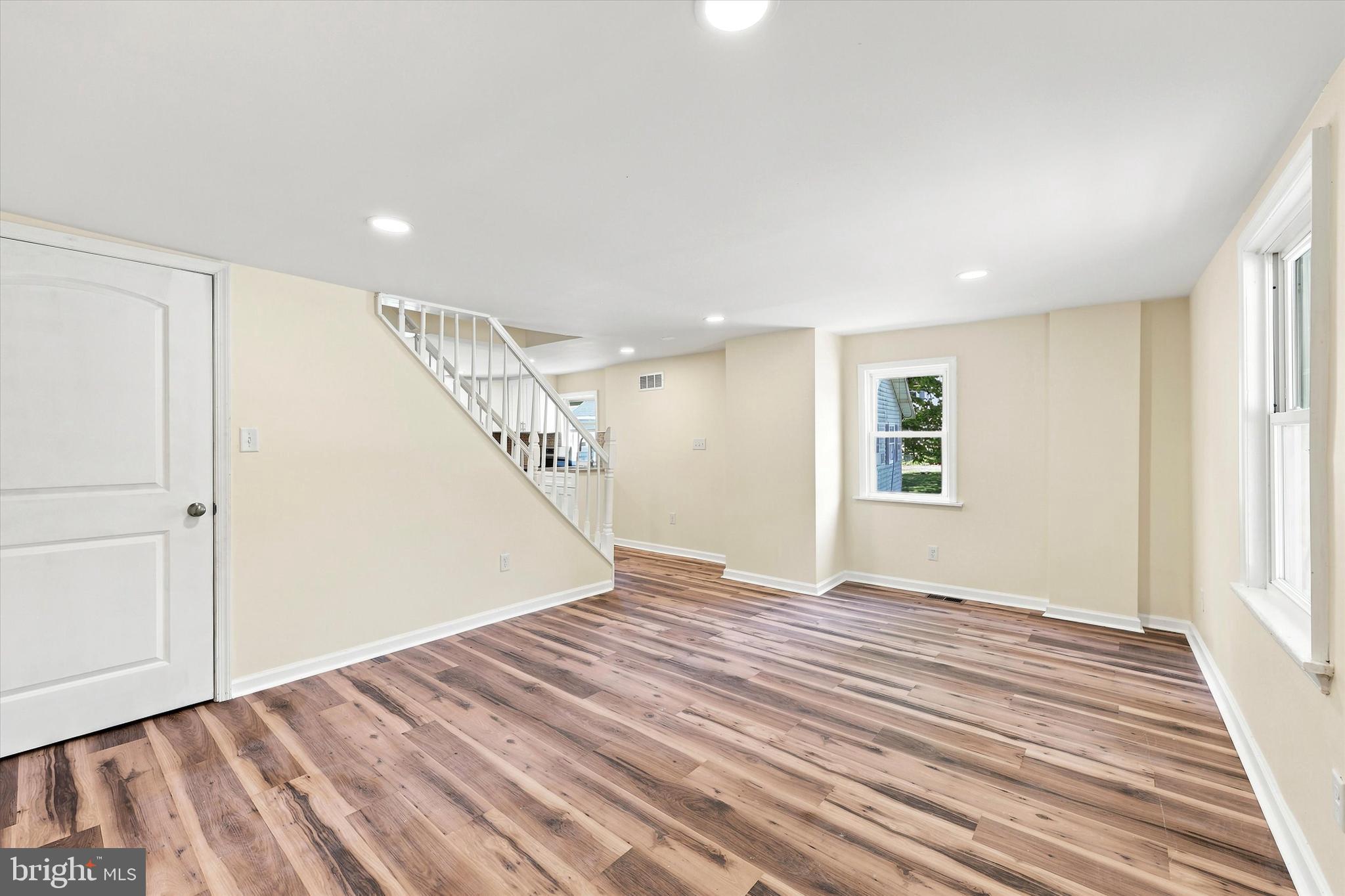 28 E MAIN STREET