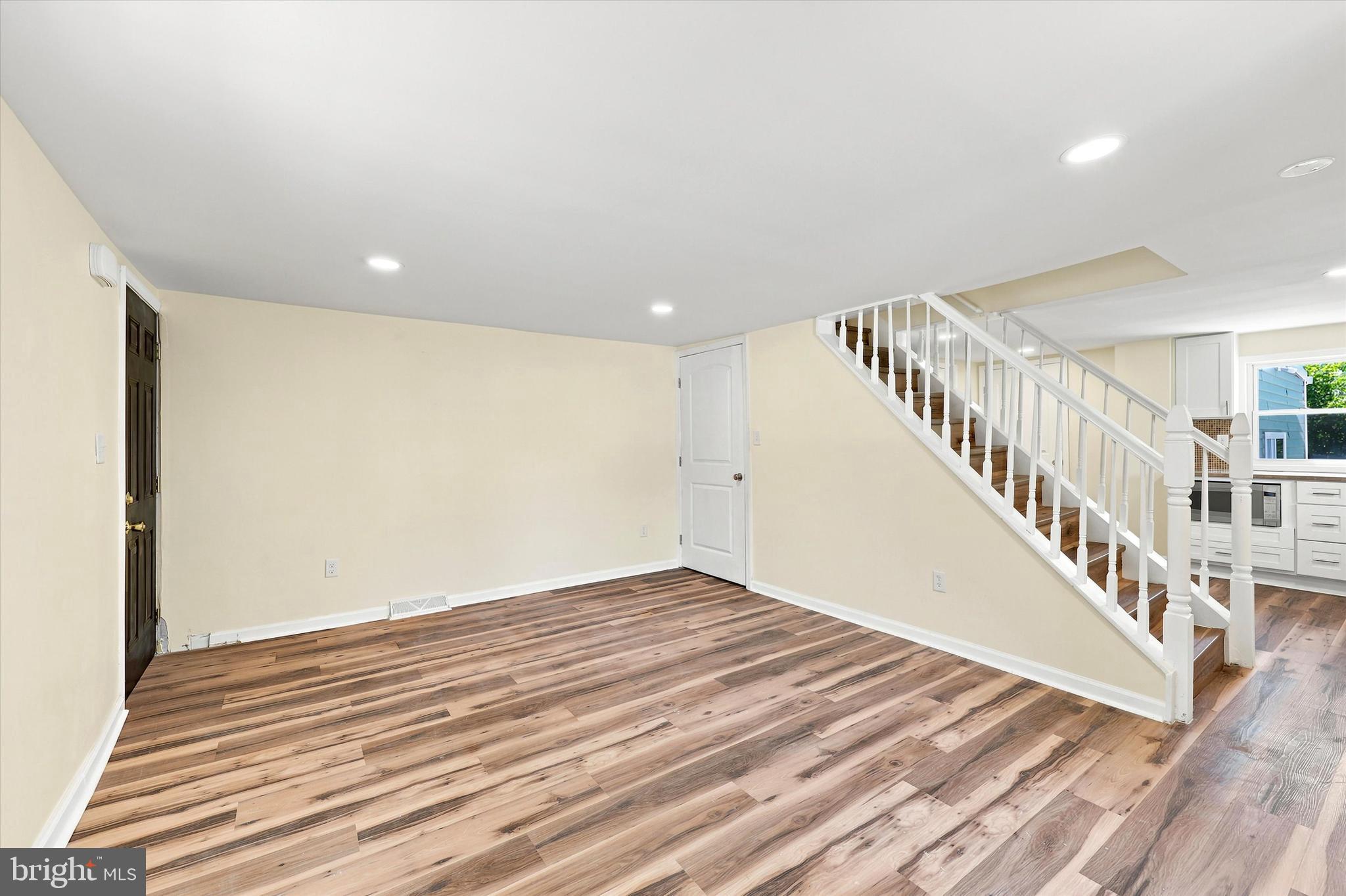 28 E MAIN STREET