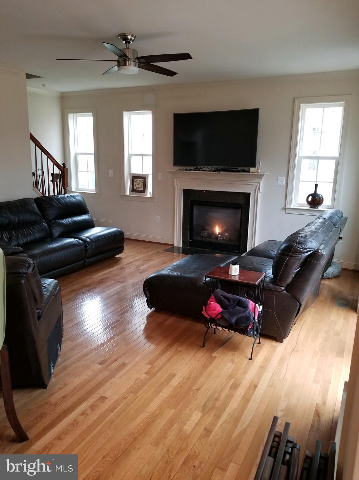 RIDGEVIEW - Residential