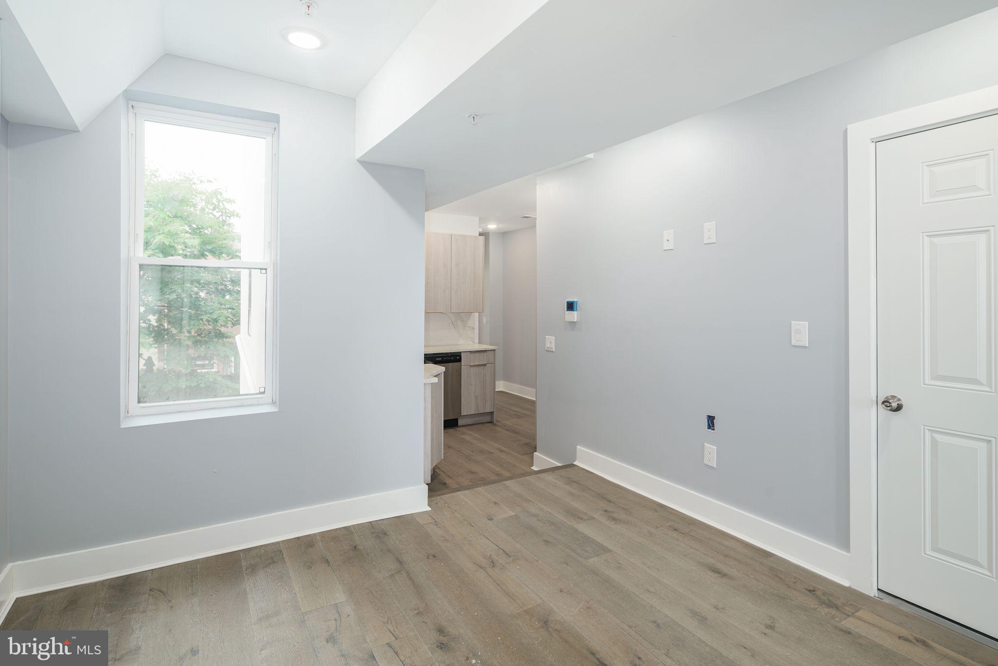 GRADUATE HOSPITAL - Residential Lease