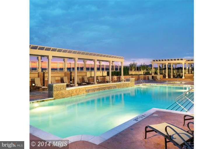 MIDTOWN ALEXANDRIA STATION CONDOMINIUM - Residential