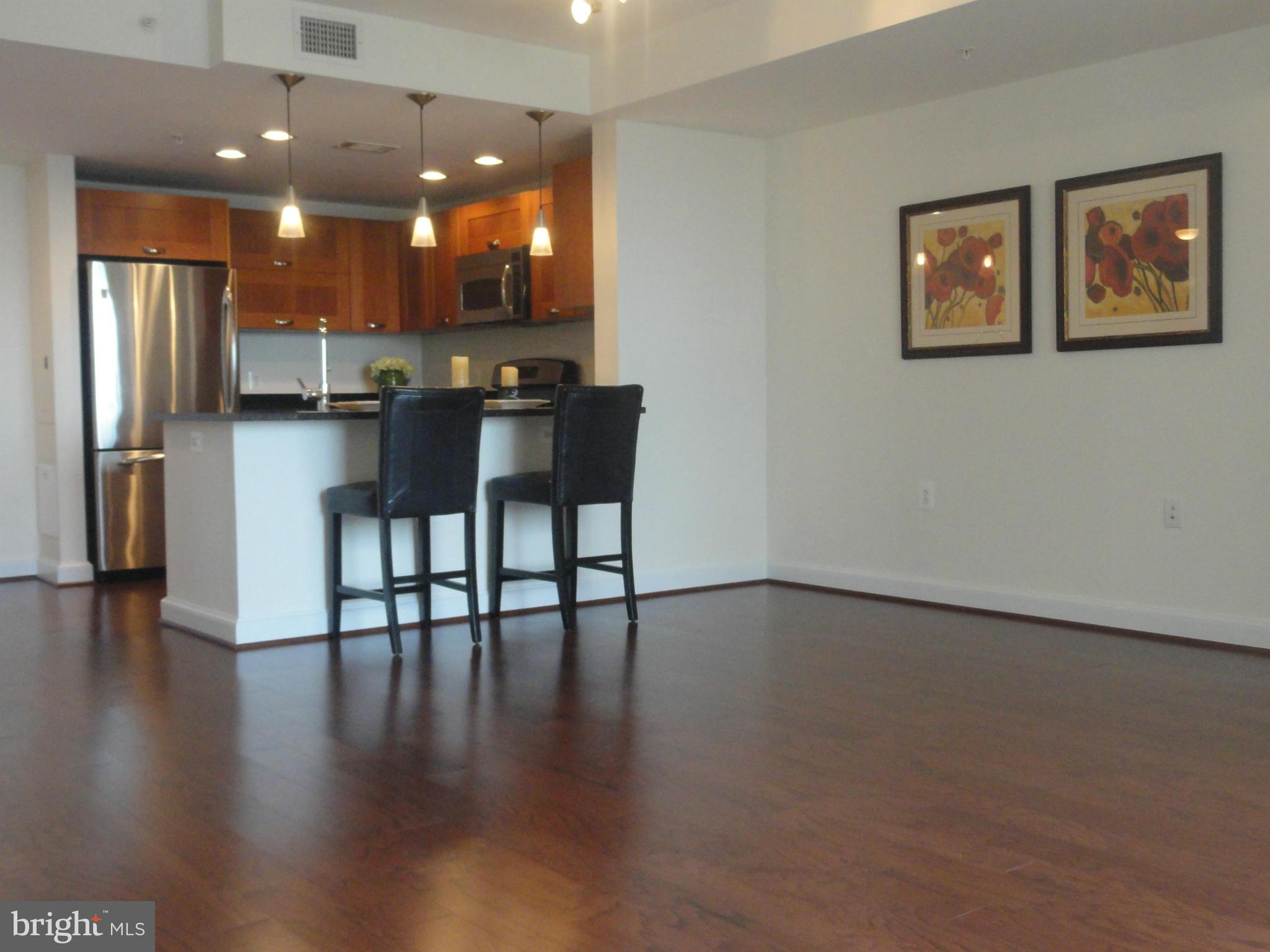 MIDTOWN ALEXANDRIA STATION CONDOMINIUM - Residential