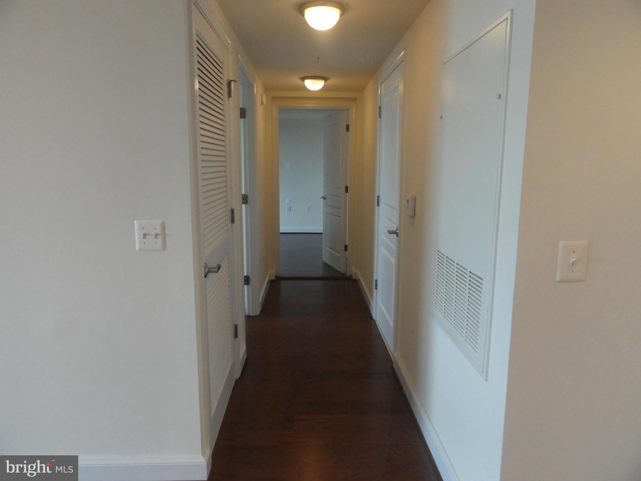 MIDTOWN ALEXANDRIA STATION CONDOMINIUM - Residential