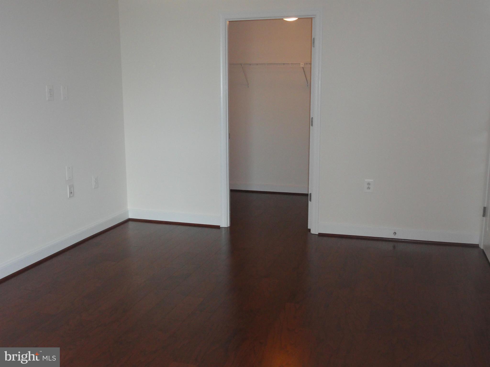 MIDTOWN ALEXANDRIA STATION CONDOMINIUM - Residential