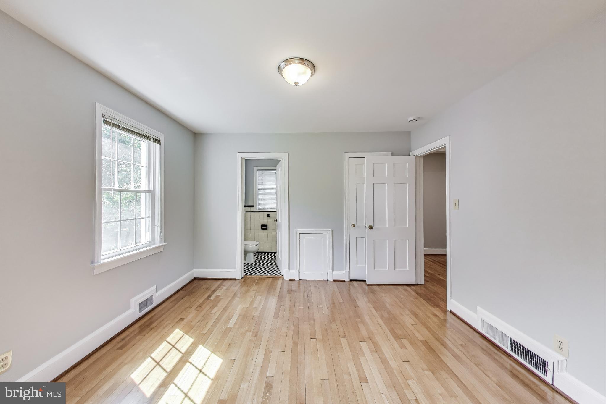 CHEVY CHASE - Residential