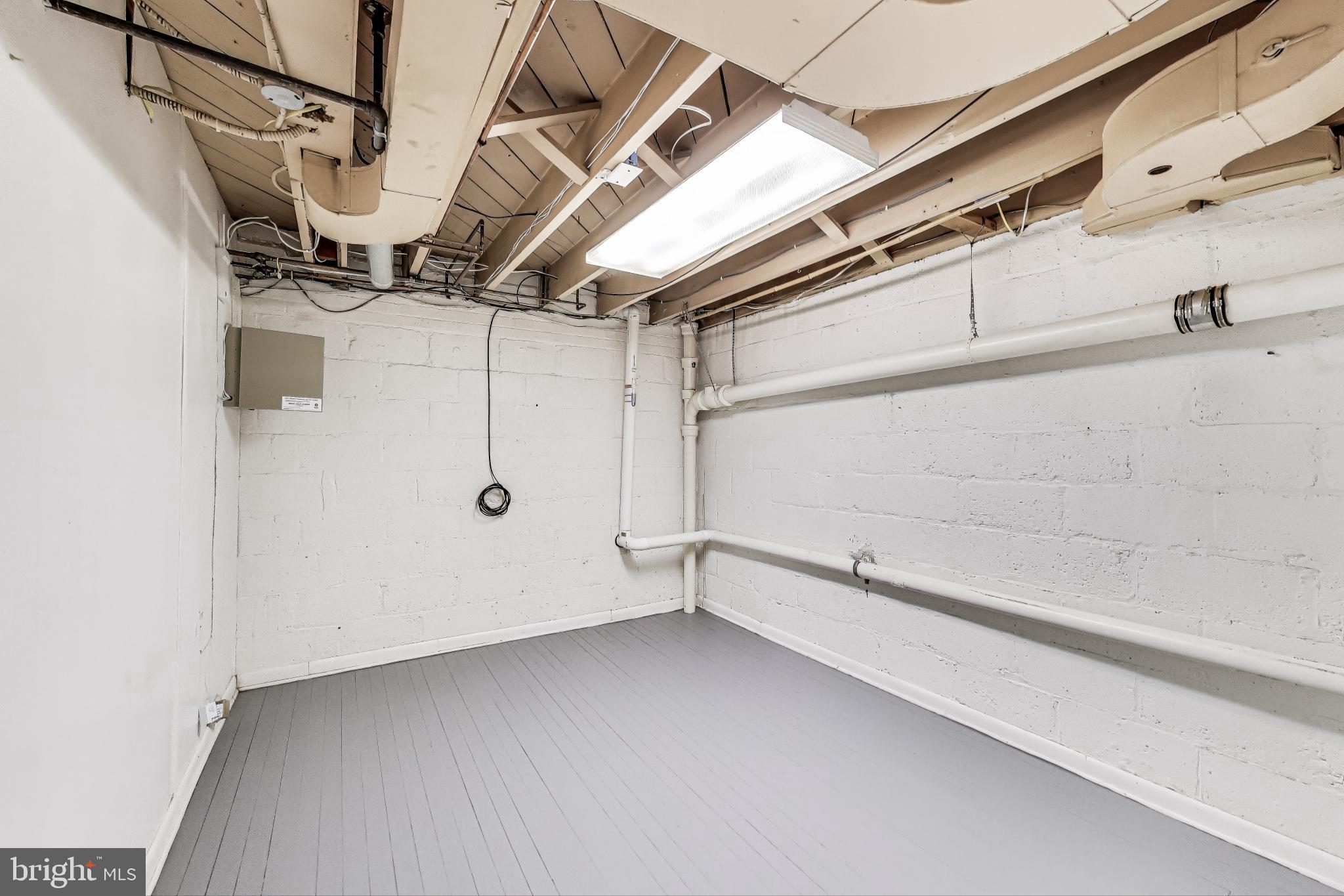 CHEVY CHASE - Residential