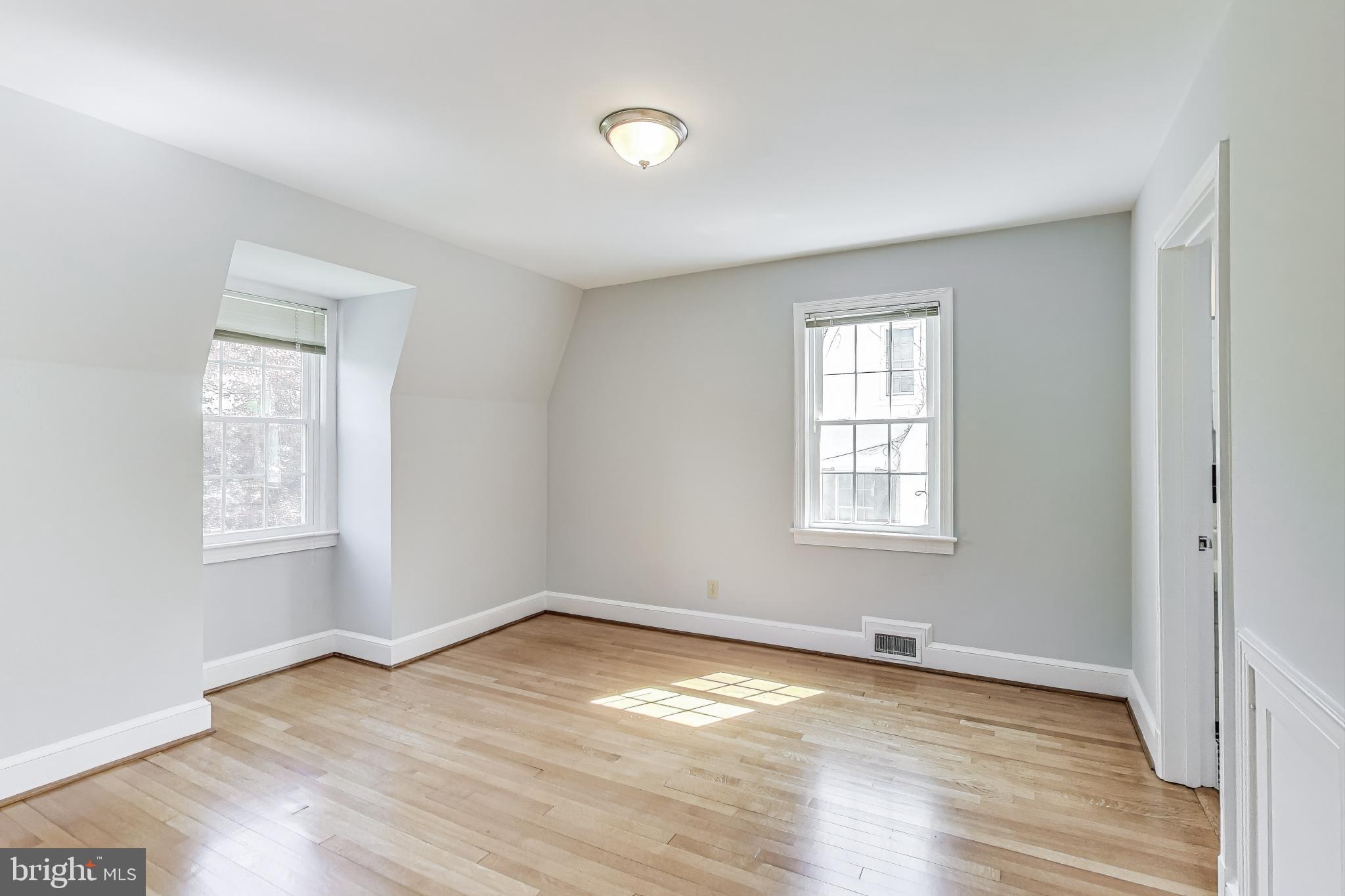 CHEVY CHASE - Residential