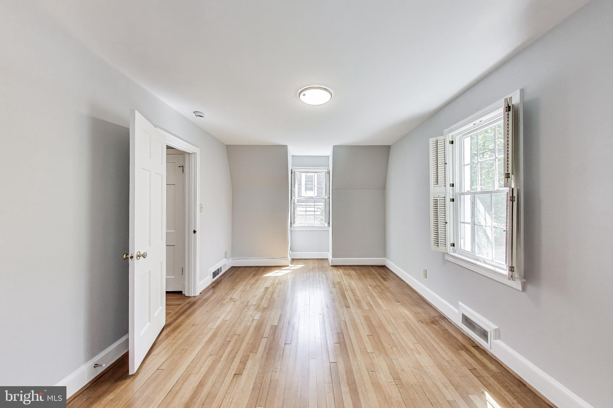 CHEVY CHASE - Residential