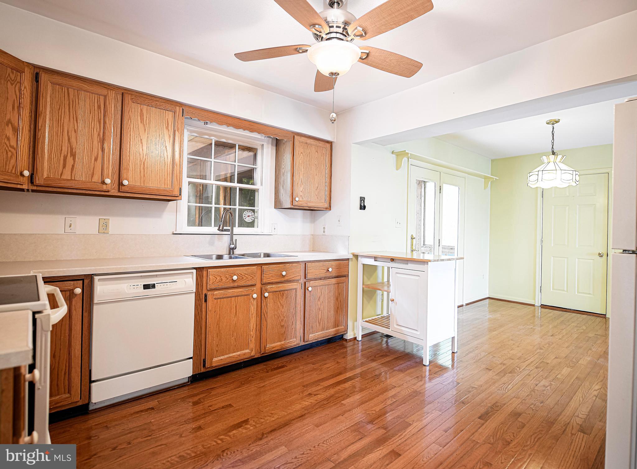 BRENTWOOD PARK - Residential