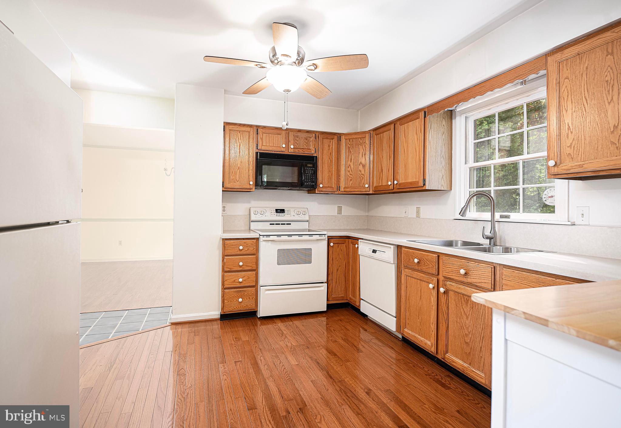 BRENTWOOD PARK - Residential