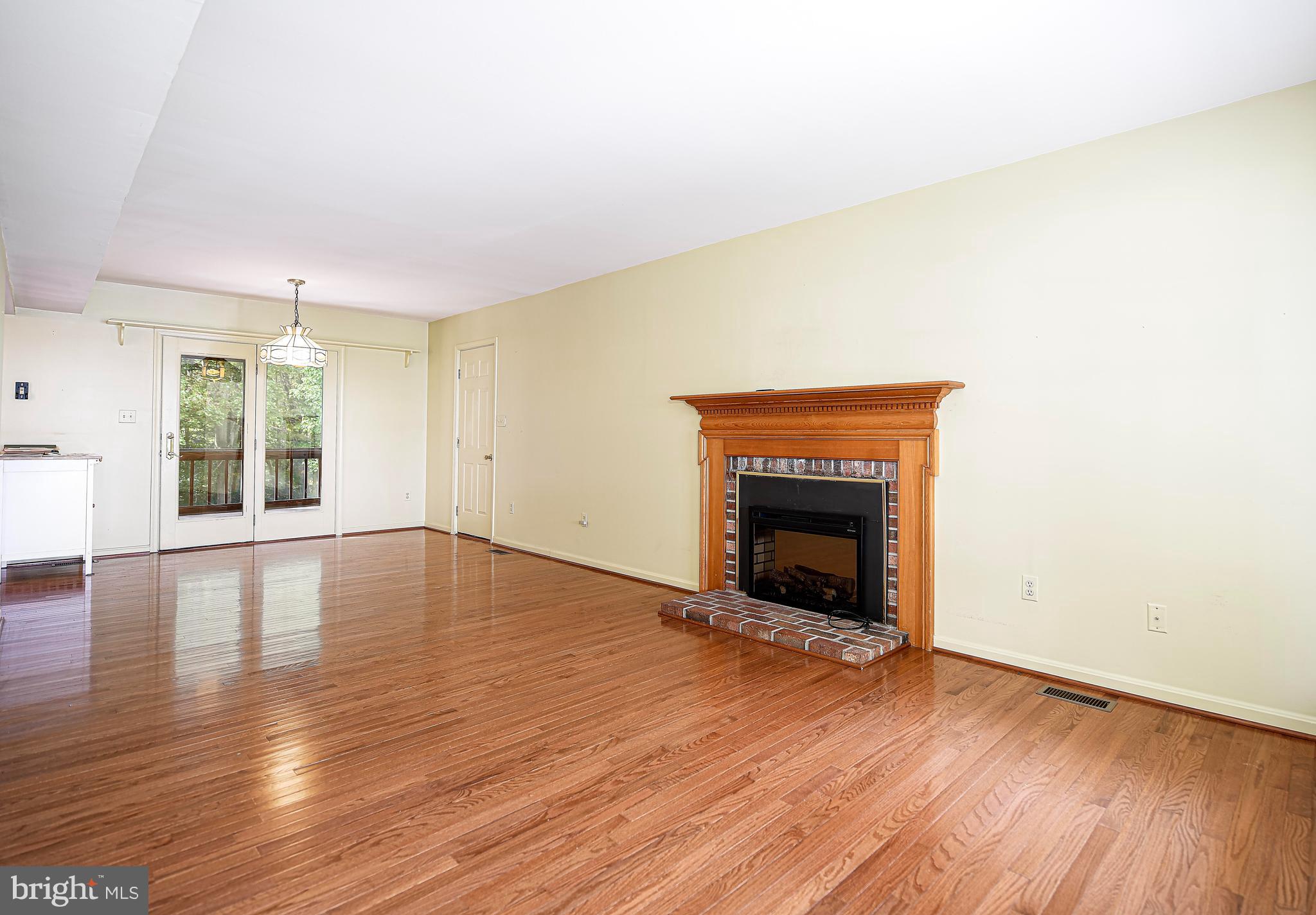 BRENTWOOD PARK - Residential