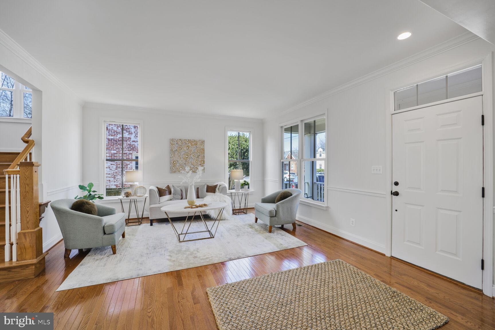 LEE HEIGHTS - Residential