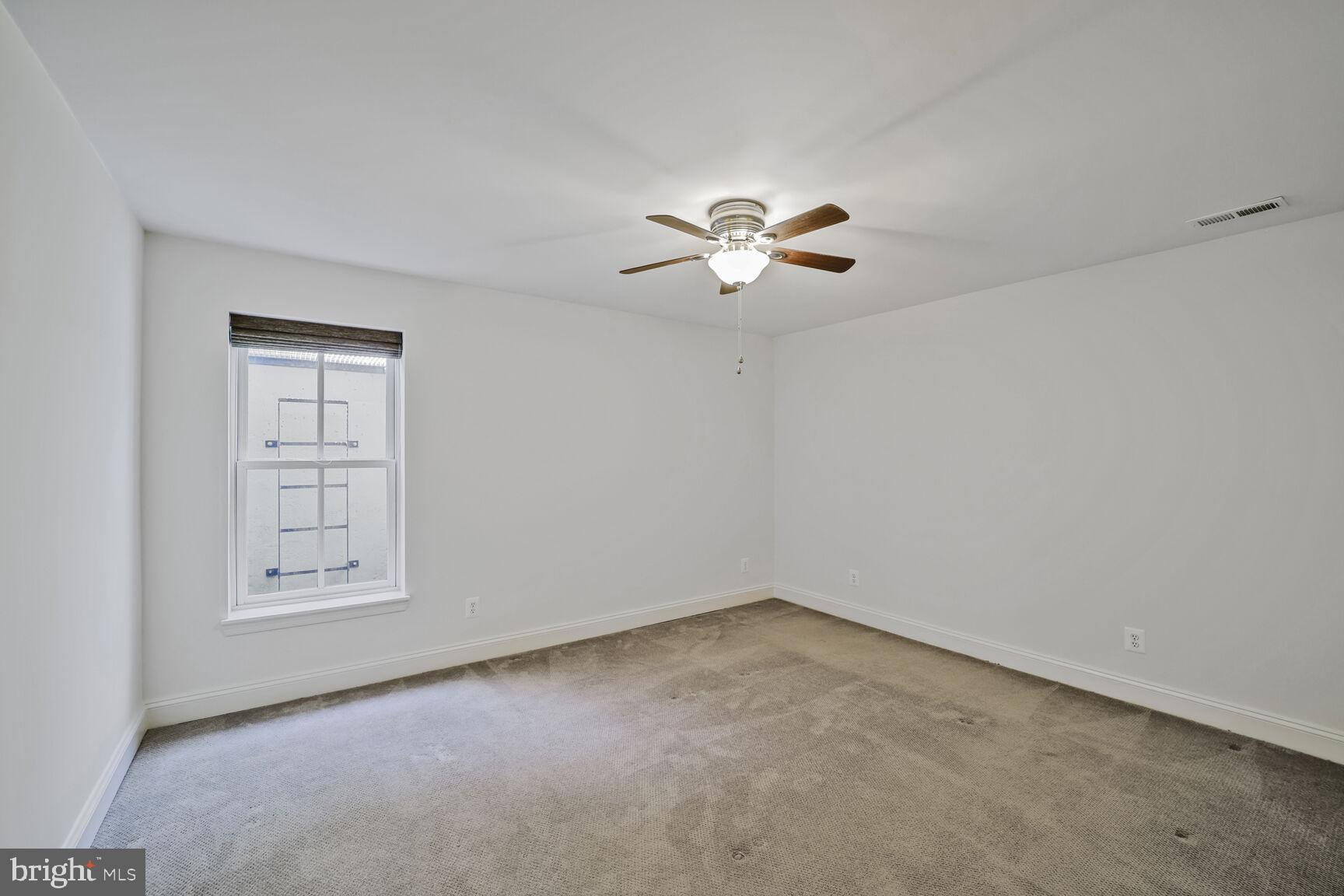 LEE HEIGHTS - Residential