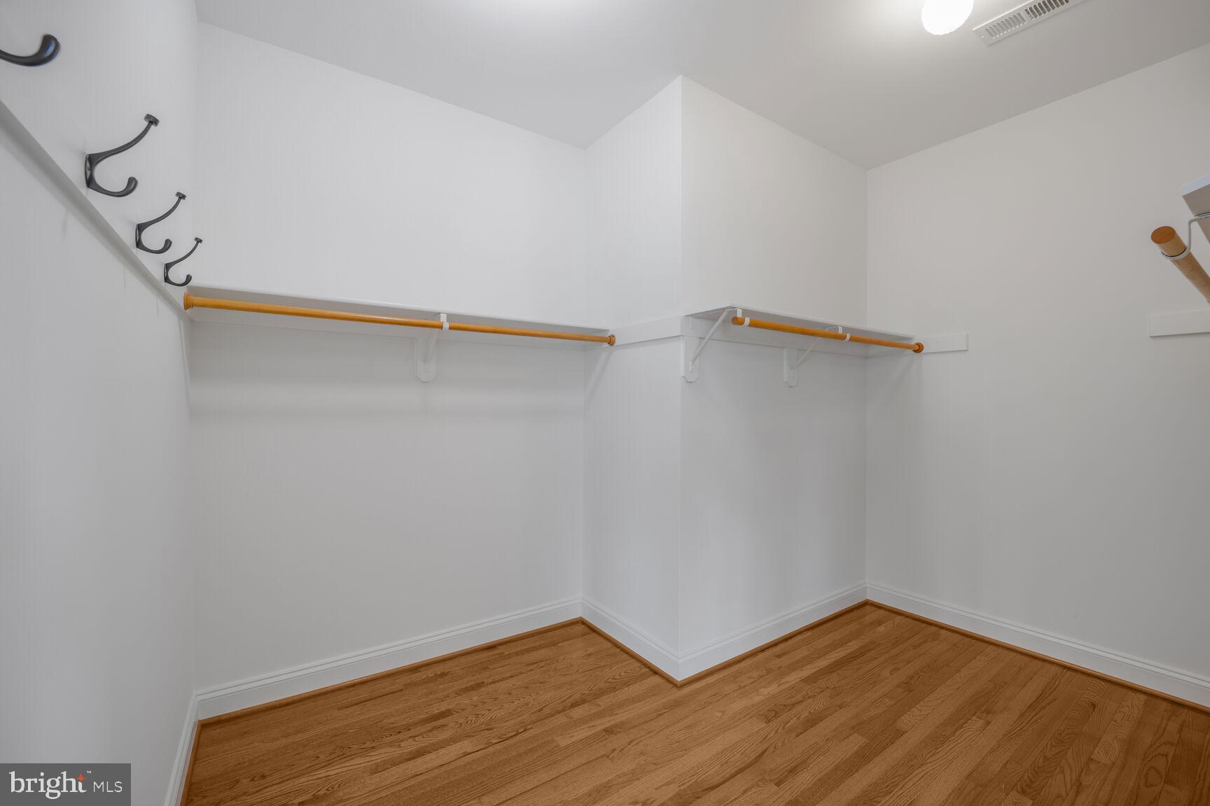 LEE HEIGHTS - Residential