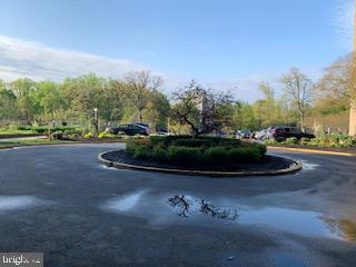 PRESIDENTIAL TOWERS - Residential Lease