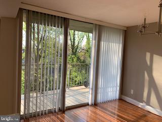 PRESIDENTIAL TOWERS - Residential Lease