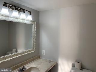 PRESIDENTIAL TOWERS - Residential Lease