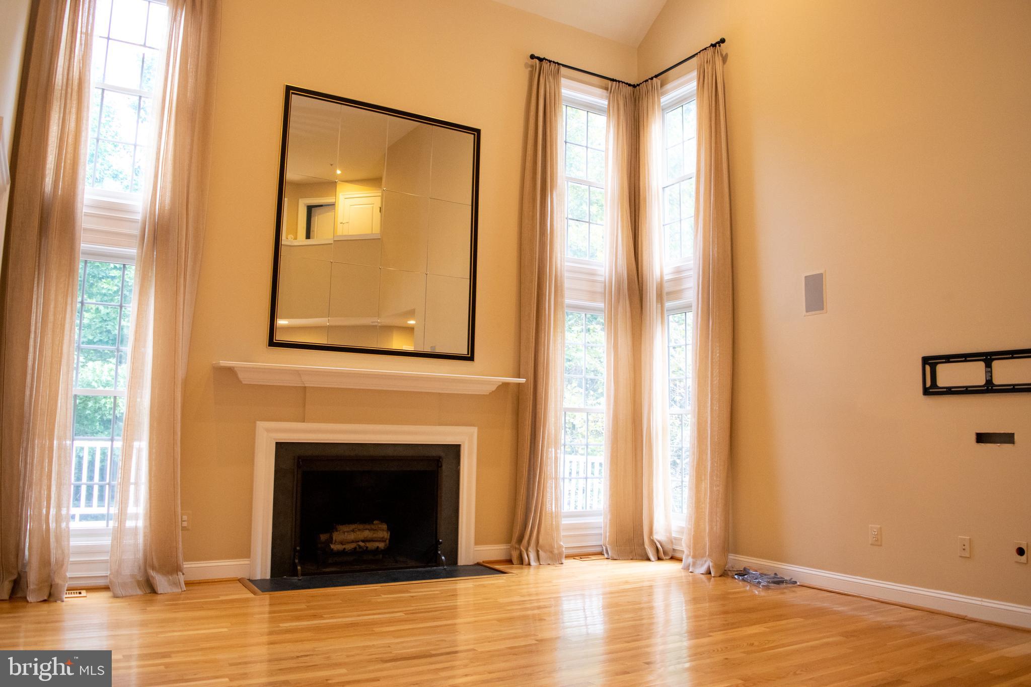 FALLSGROVE - Residential Lease