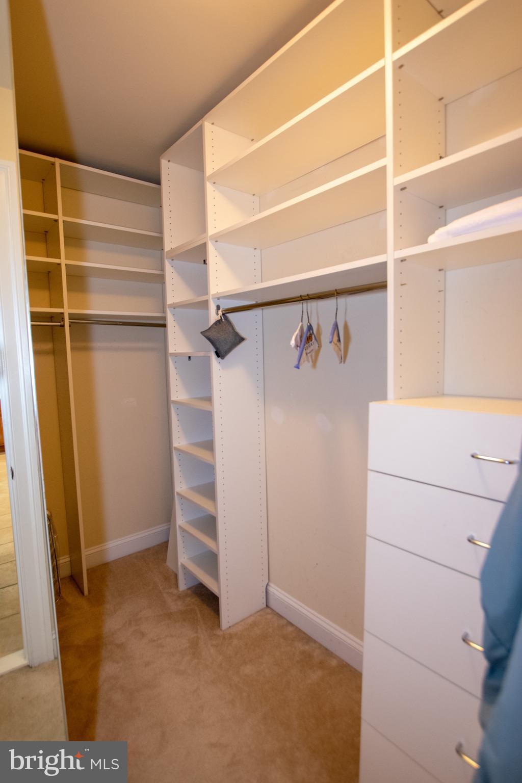 FALLSGROVE - Residential Lease