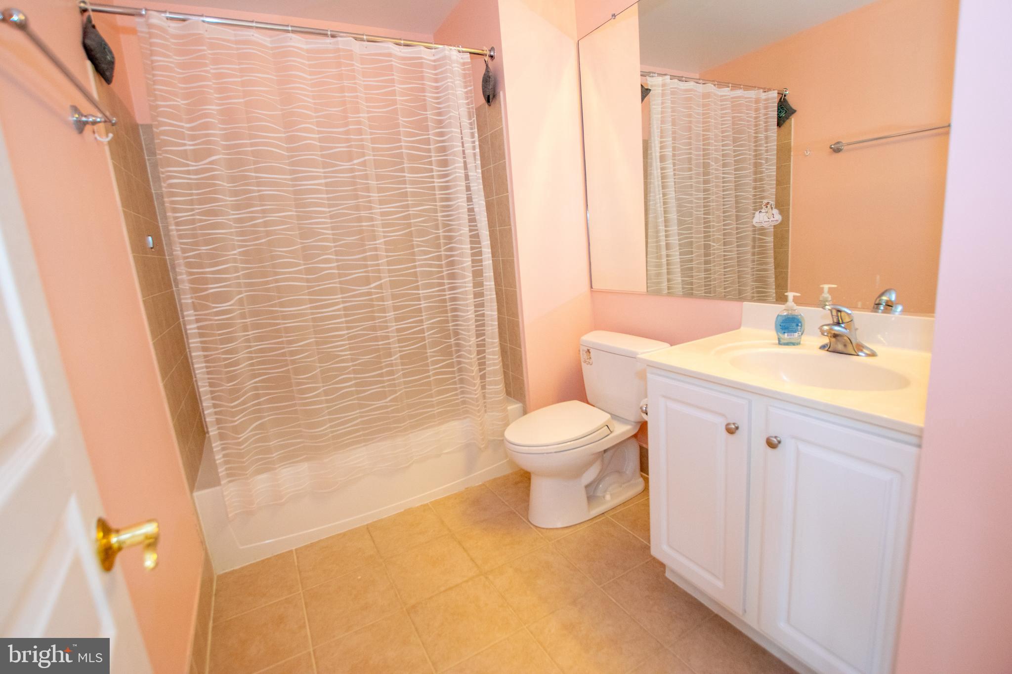 FALLSGROVE - Residential Lease