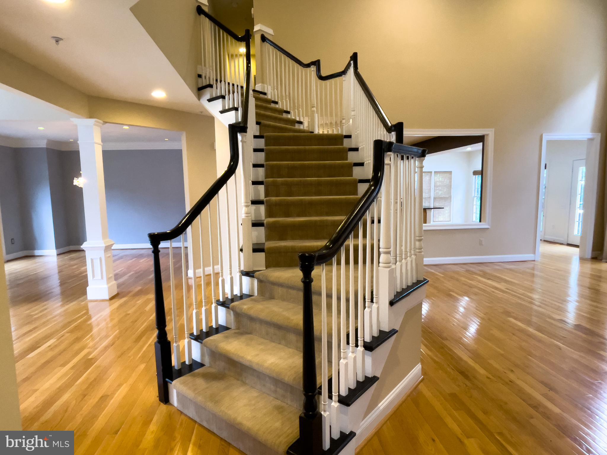 FALLSGROVE - Residential Lease