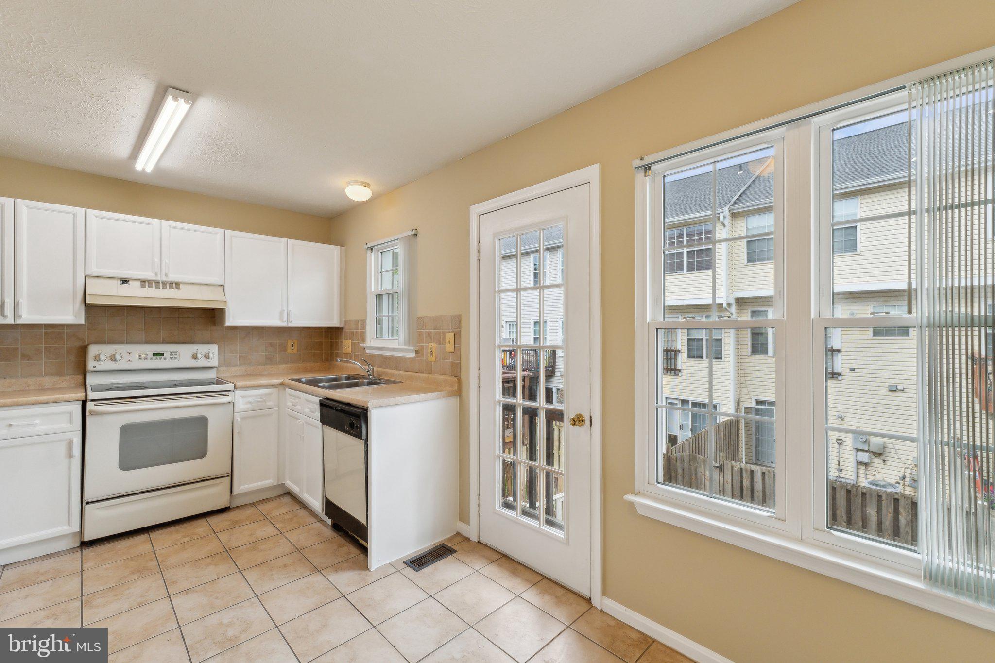 SENTRY RIDGE - Residential