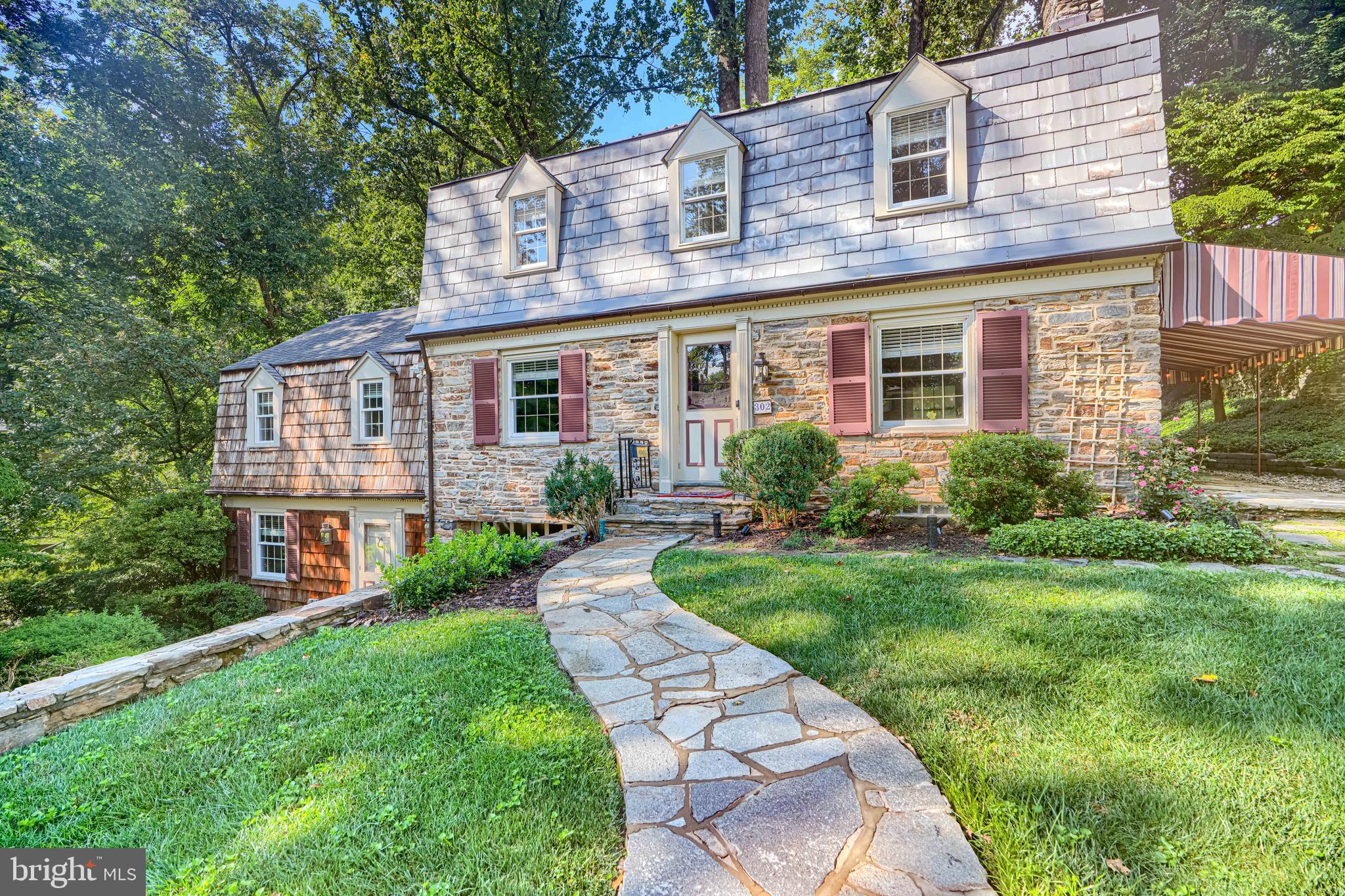 302 DIXIE DRIVE