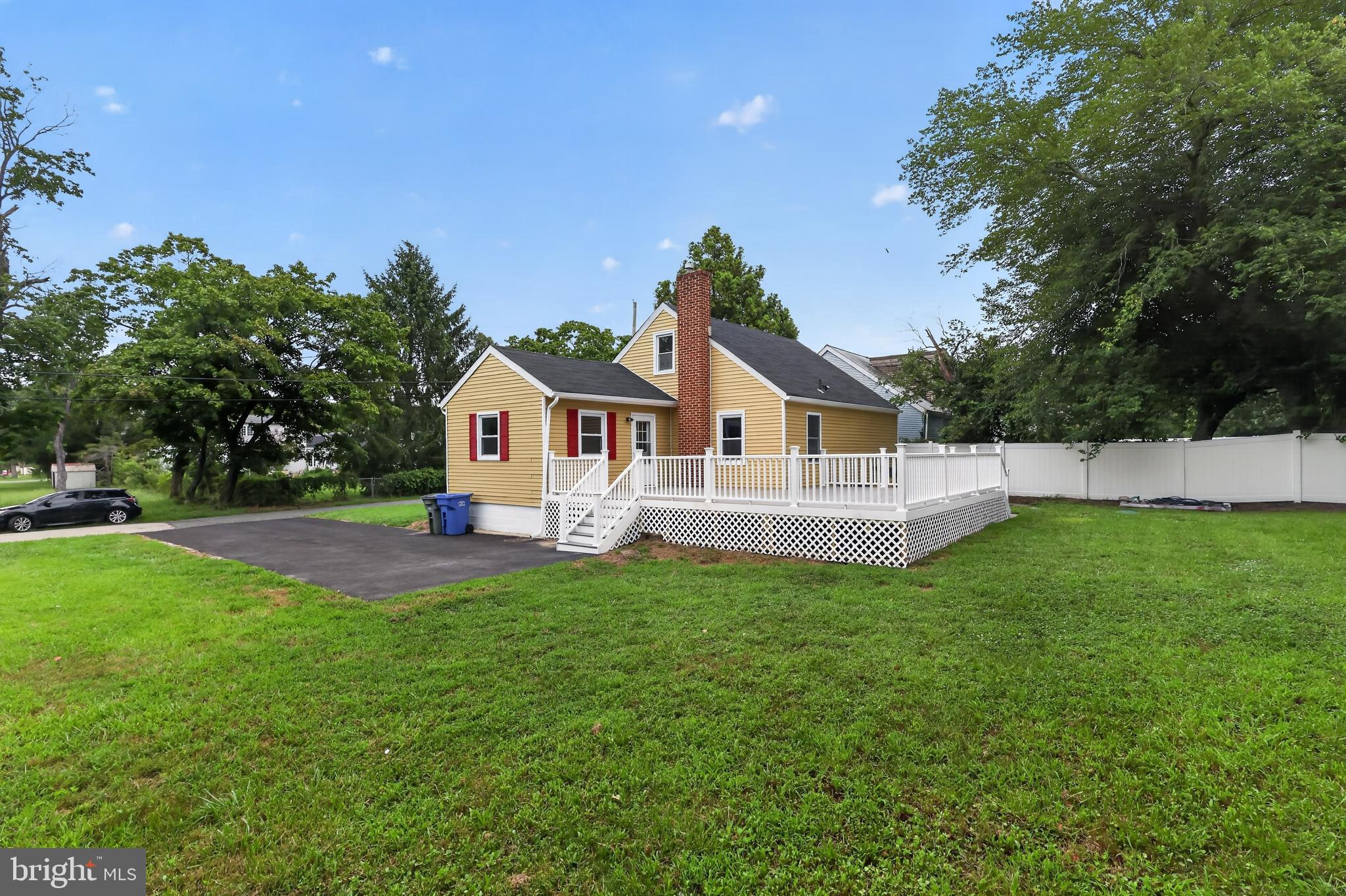 120 WADDELL AVENUE