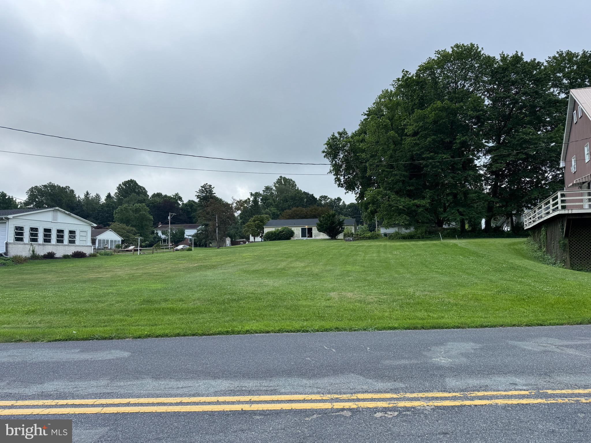.34+/- ACRES SUMMIT FARM DRIVE