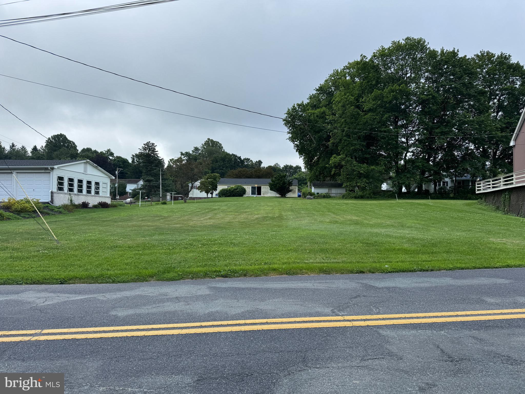 .34+/- ACRES SUMMIT FARM DRIVE
