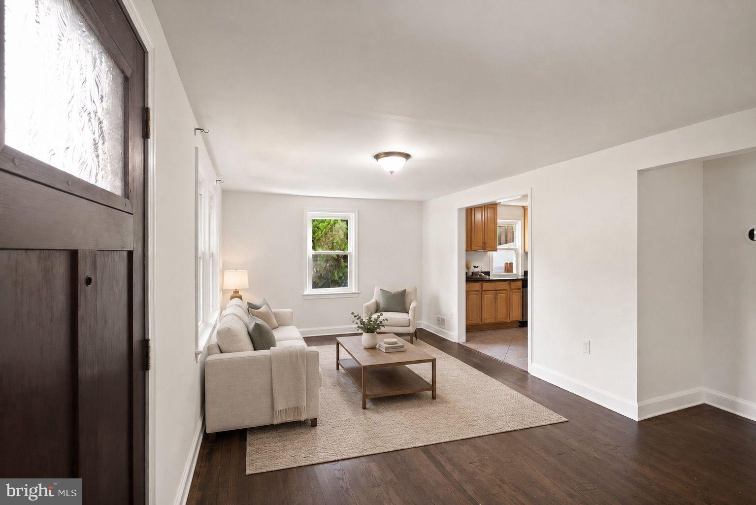 6909 CUSTIS PARKWAY