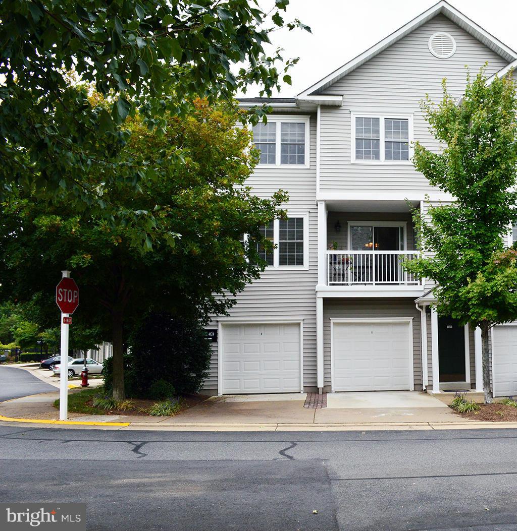 GATES OF FAIR LAKES - Residential Lease