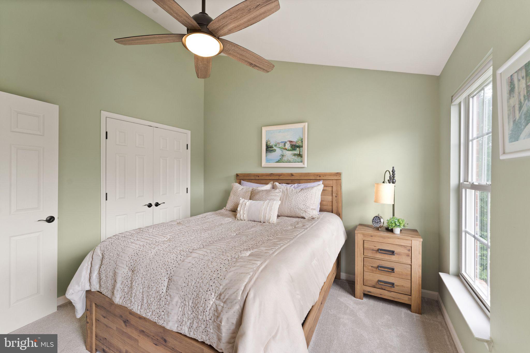 SPRING LAKES - Residential