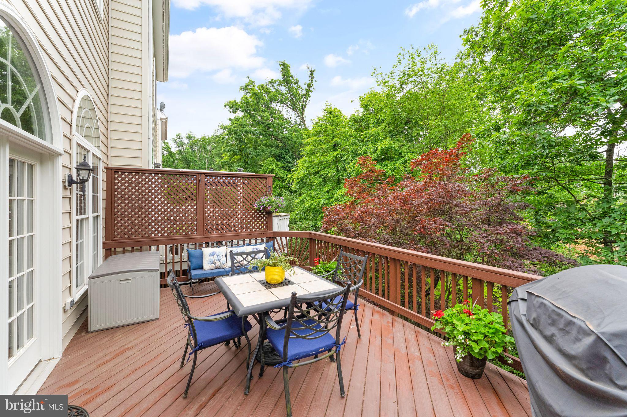 SPRING LAKES - Residential