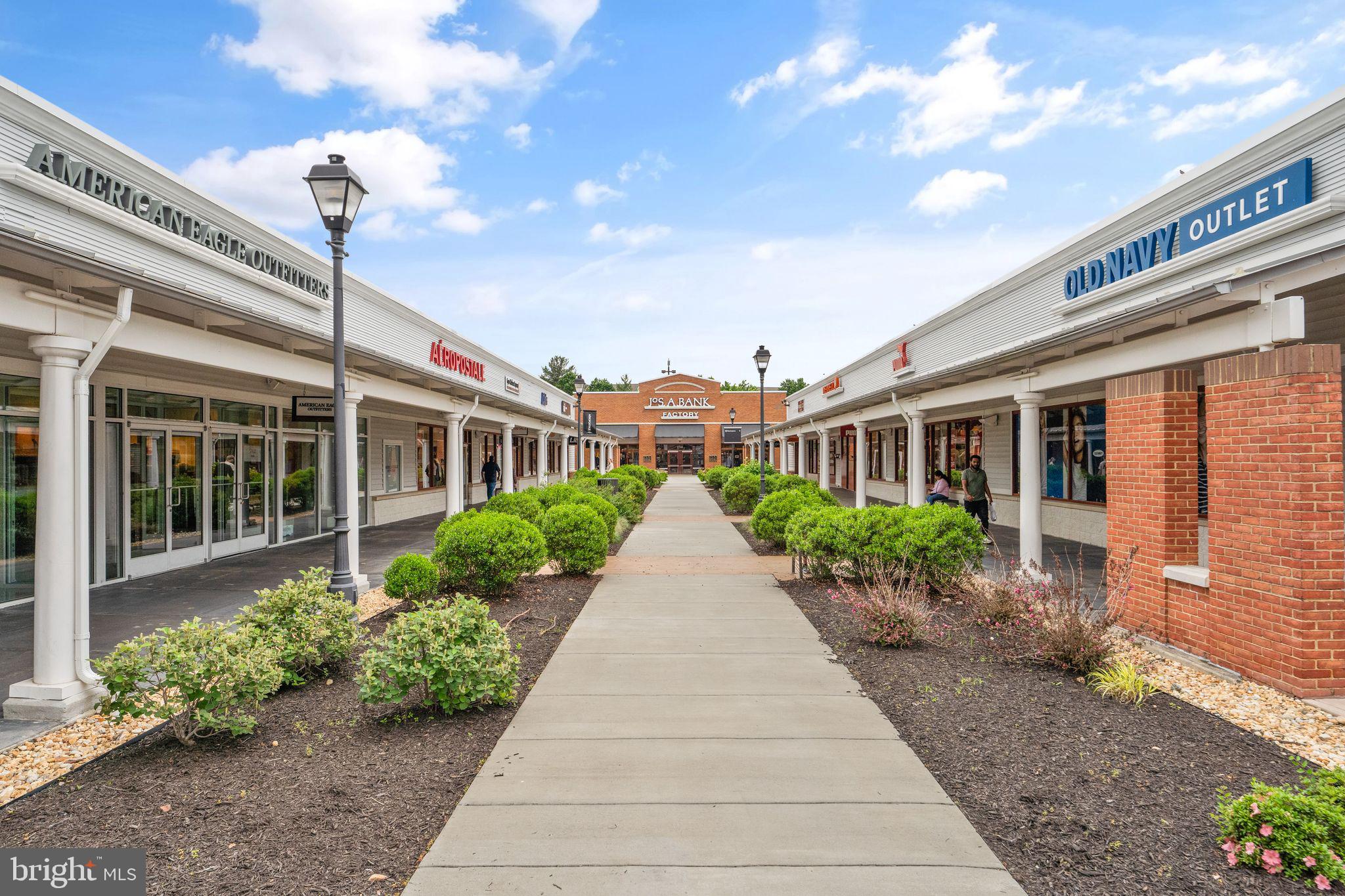 SPRING LAKES - Residential