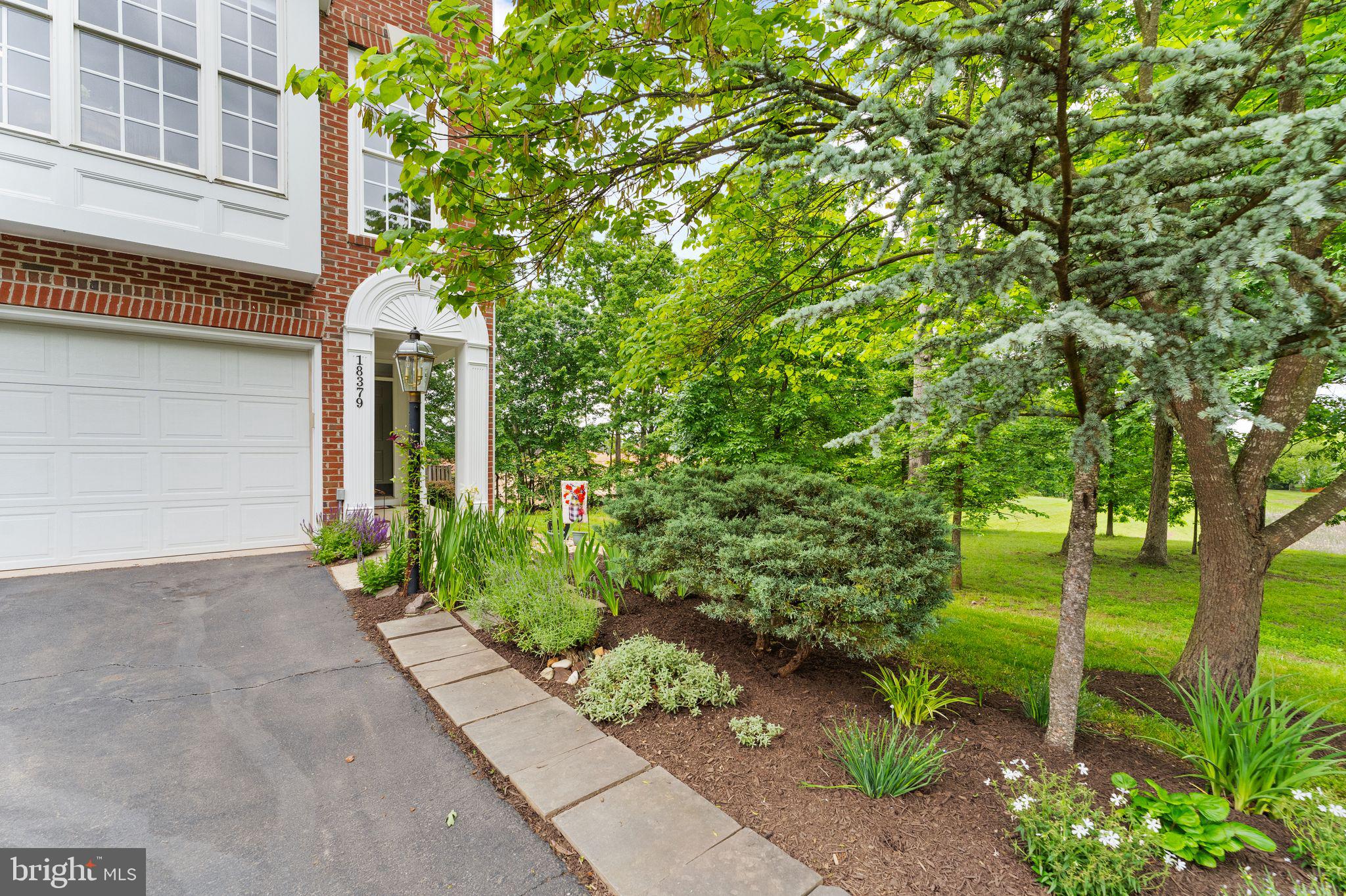 SPRING LAKES - Residential