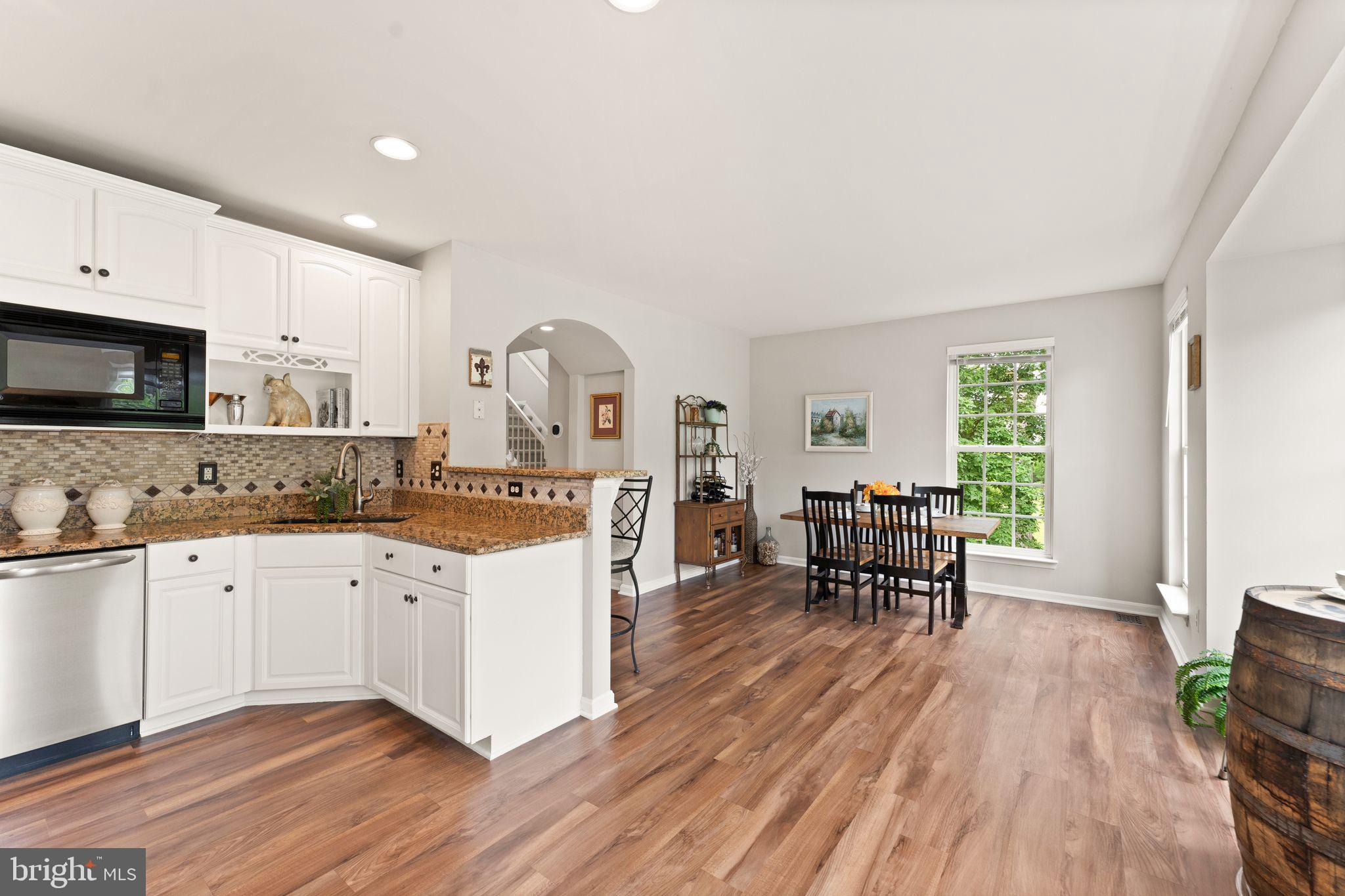 SPRING LAKES - Residential