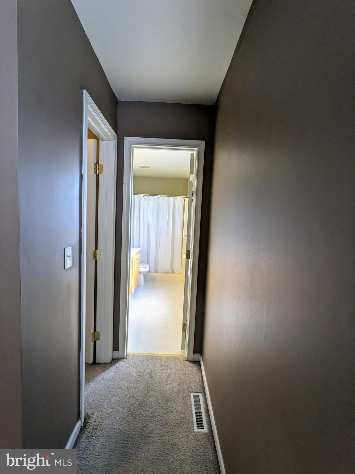 PENNS CHASE - Residential