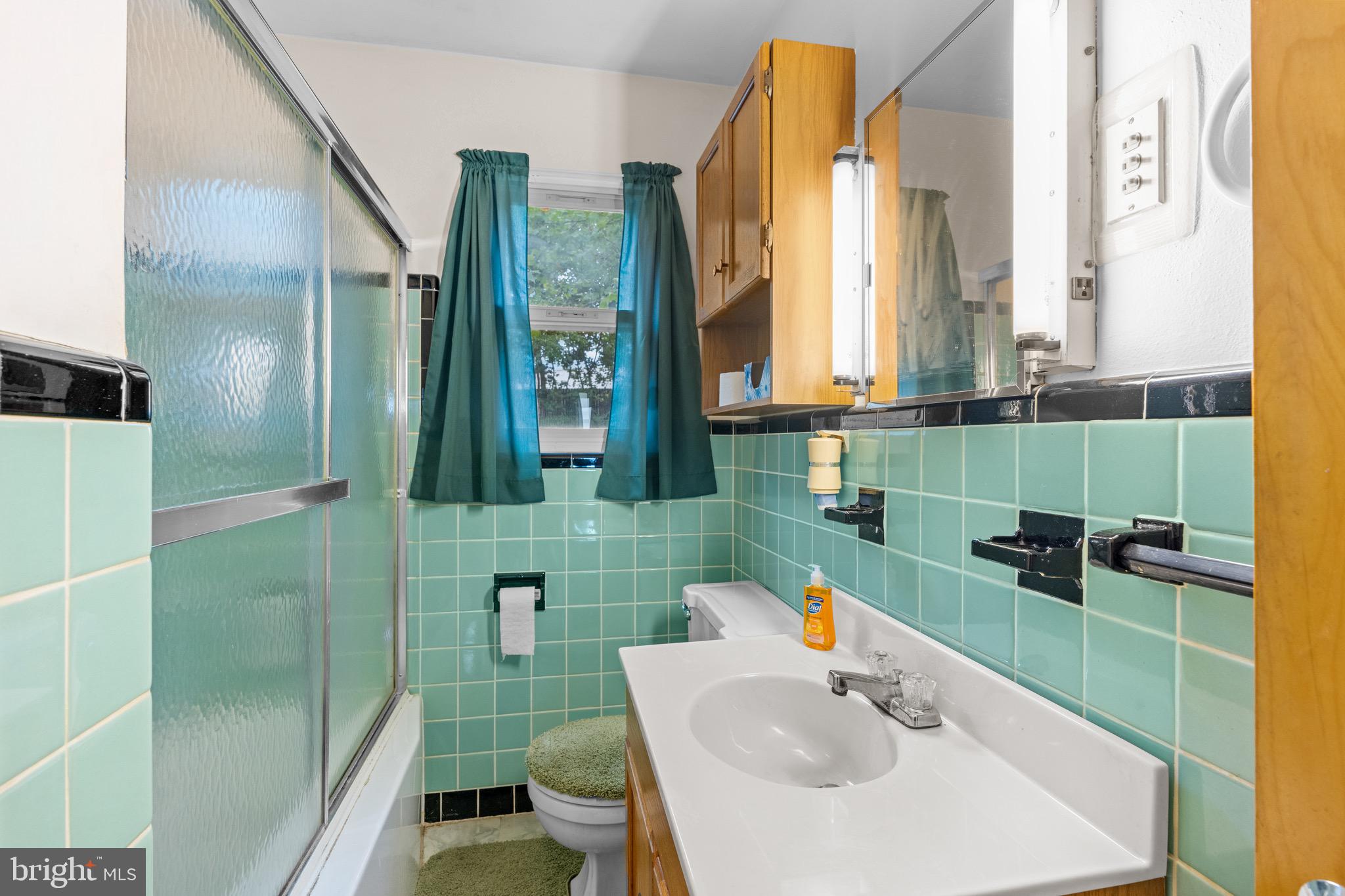 PLEASANT HILLS - Residential