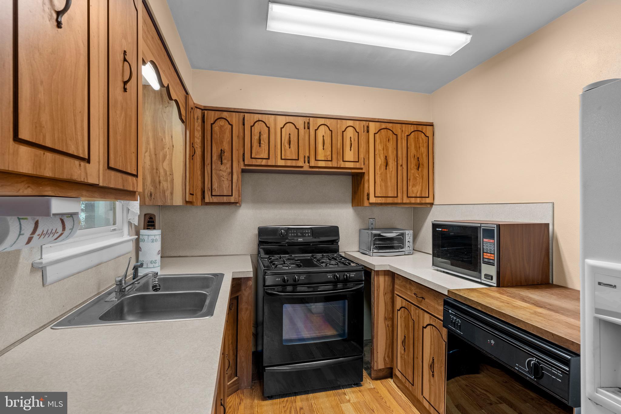 PLEASANT HILLS - Residential