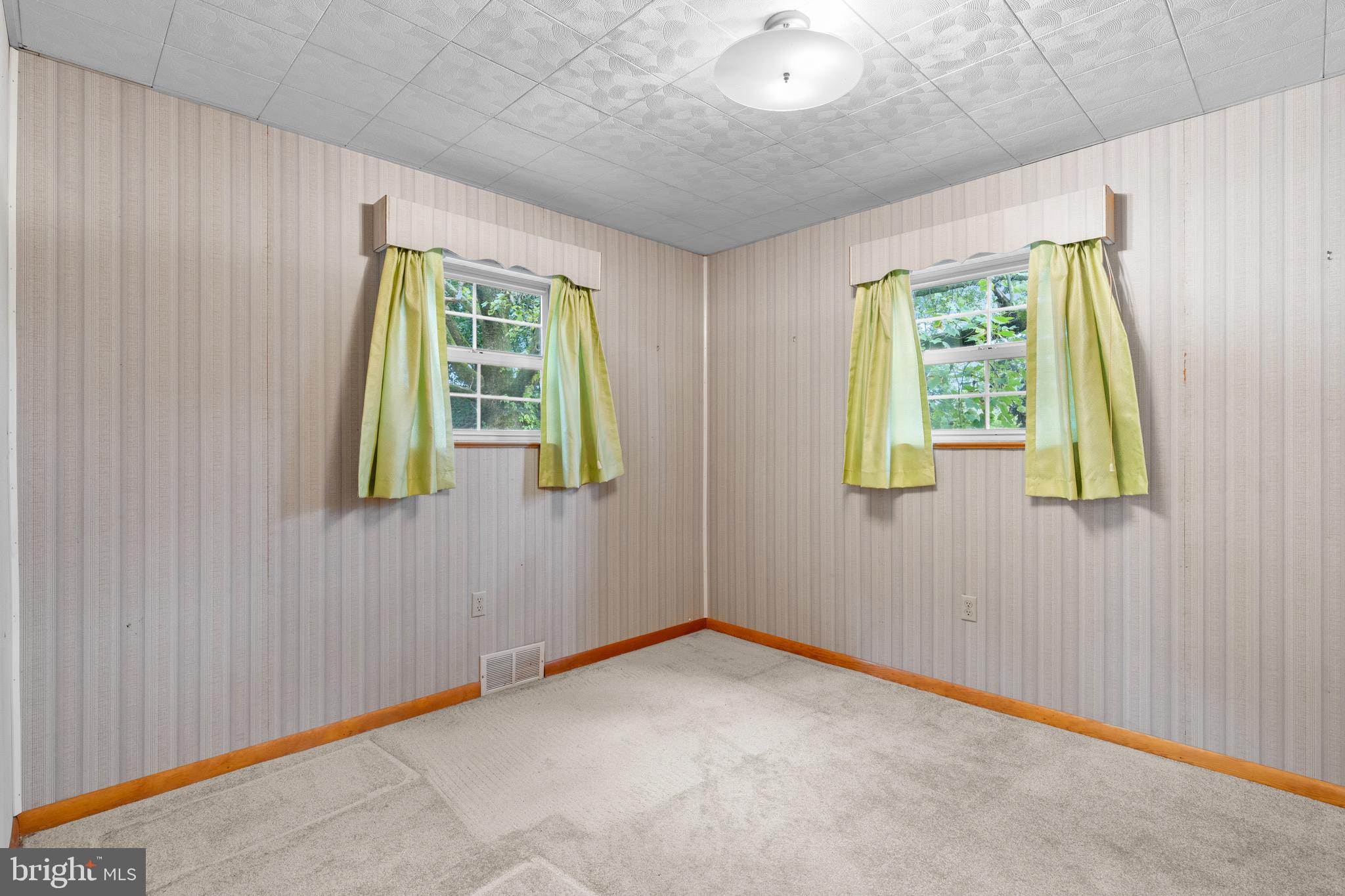 PLEASANT HILLS - Residential