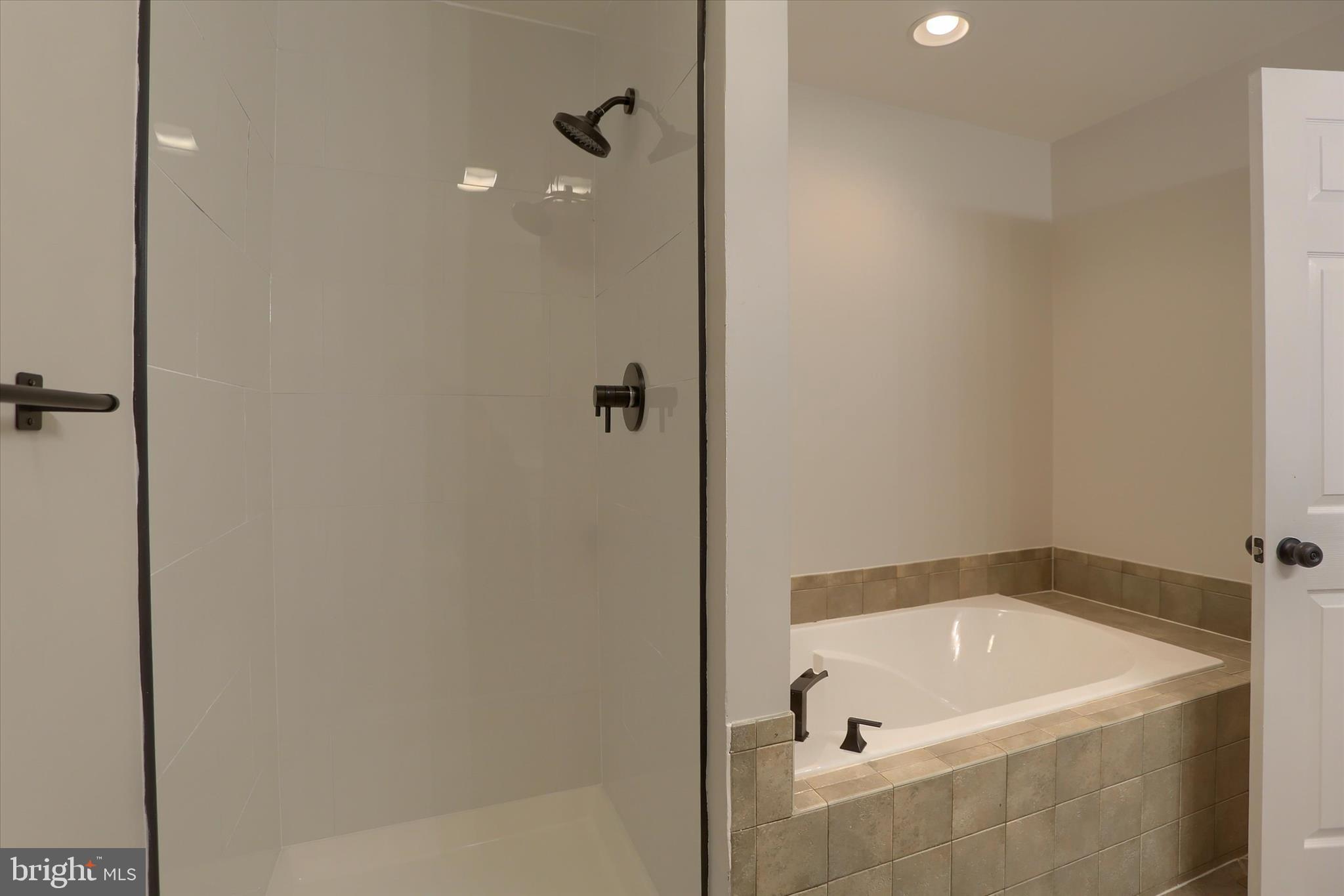 TOWNES AT CROSS CREEK - Residential