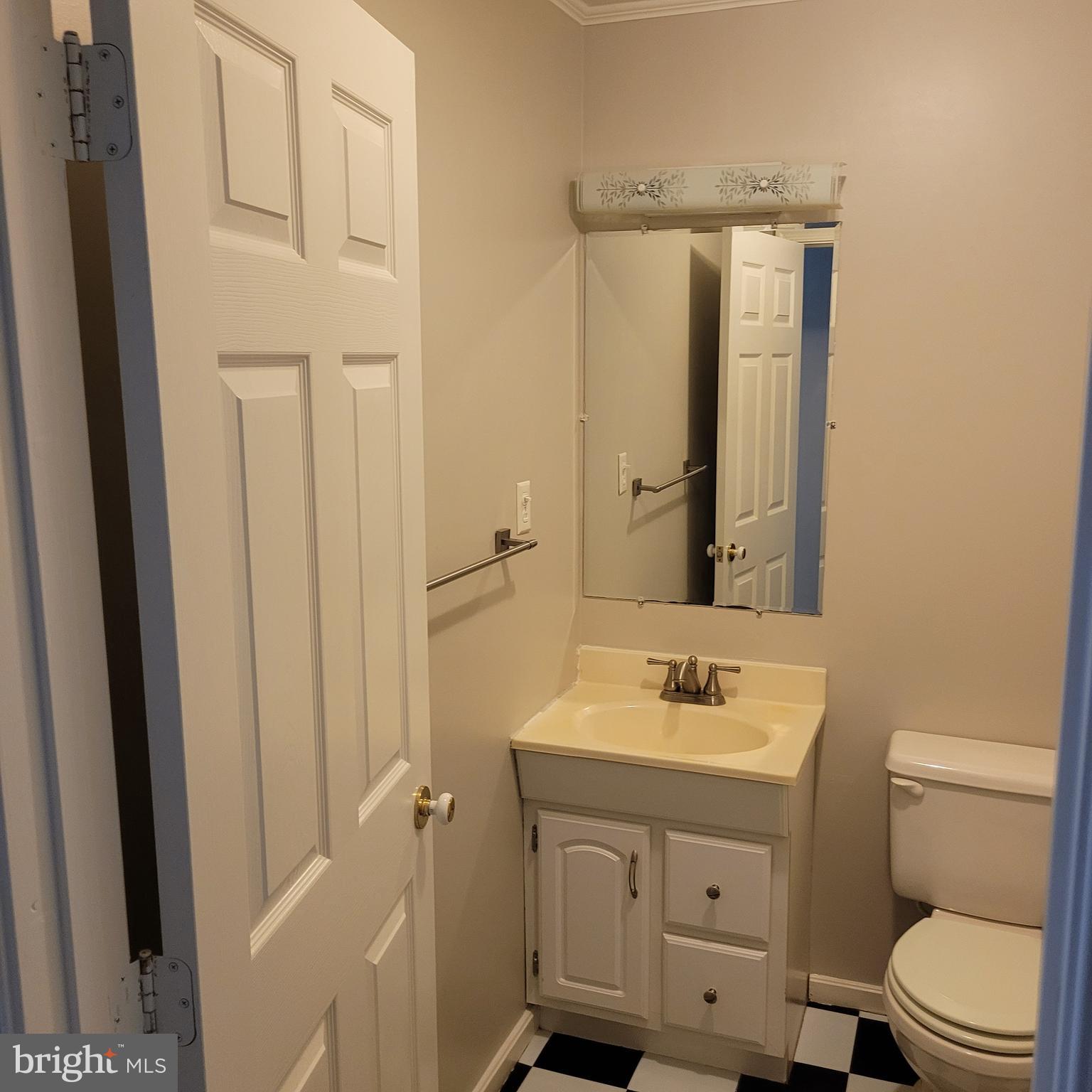 CHESAPEAKE RANCH ESTATES - Residential Lease