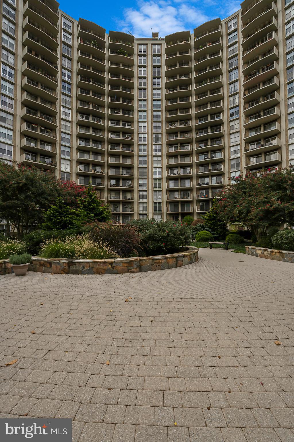 PARKSIDE PLAZA CODM - Residential