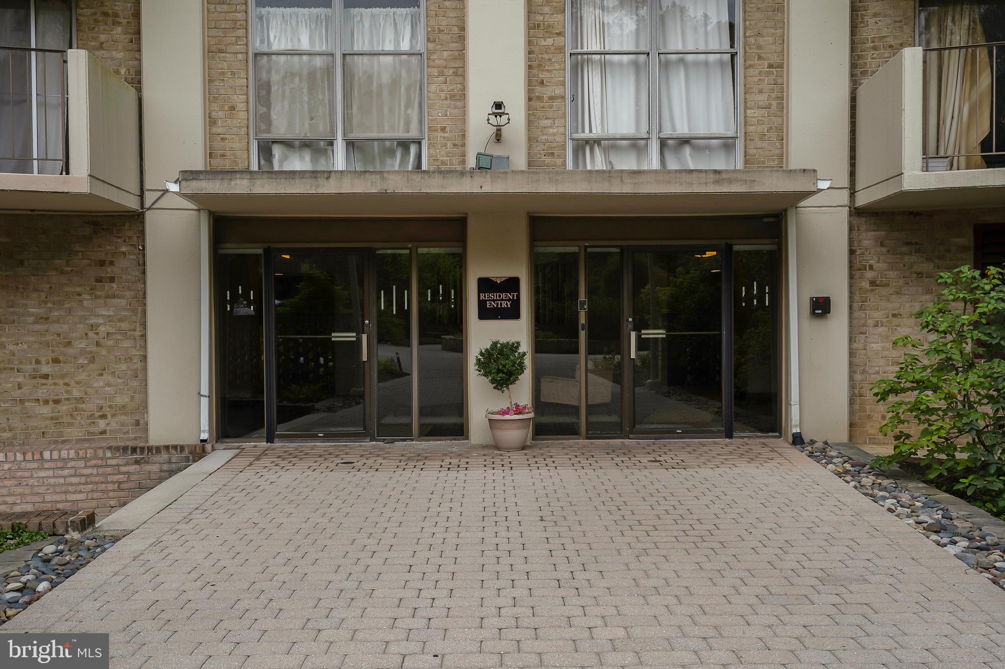 PARKSIDE PLAZA CODM - Residential