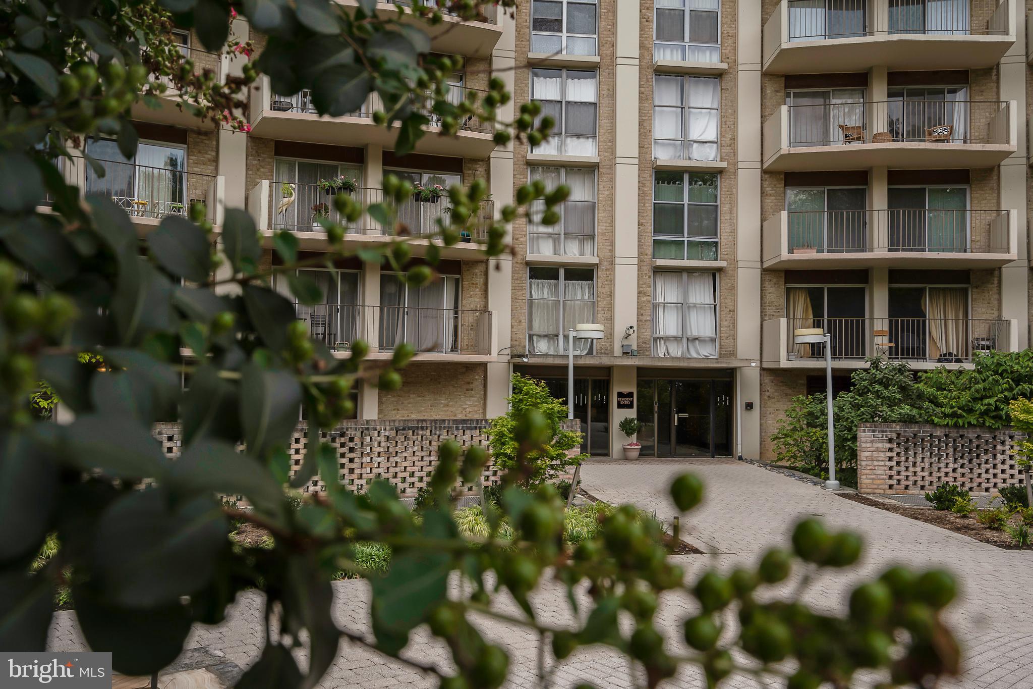 PARKSIDE PLAZA CODM - Residential