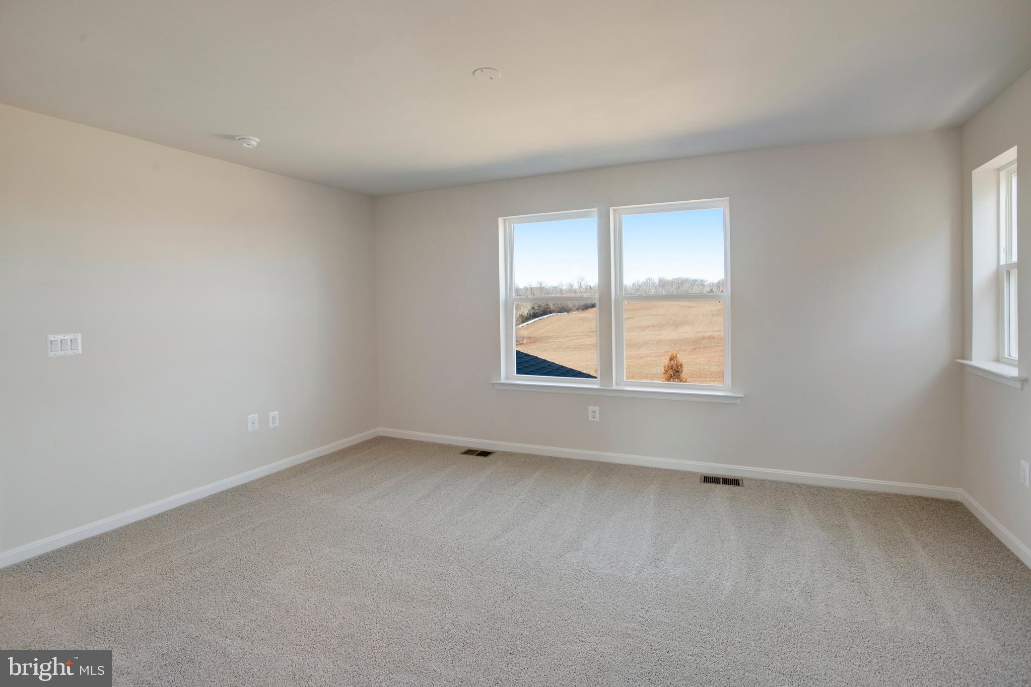 SEASONS AT ROUND MILL MEADOWS - Residential