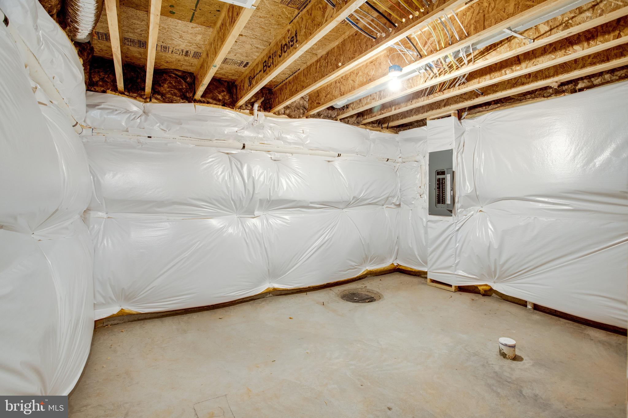 SEASONS AT ROUND MILL MEADOWS - Residential