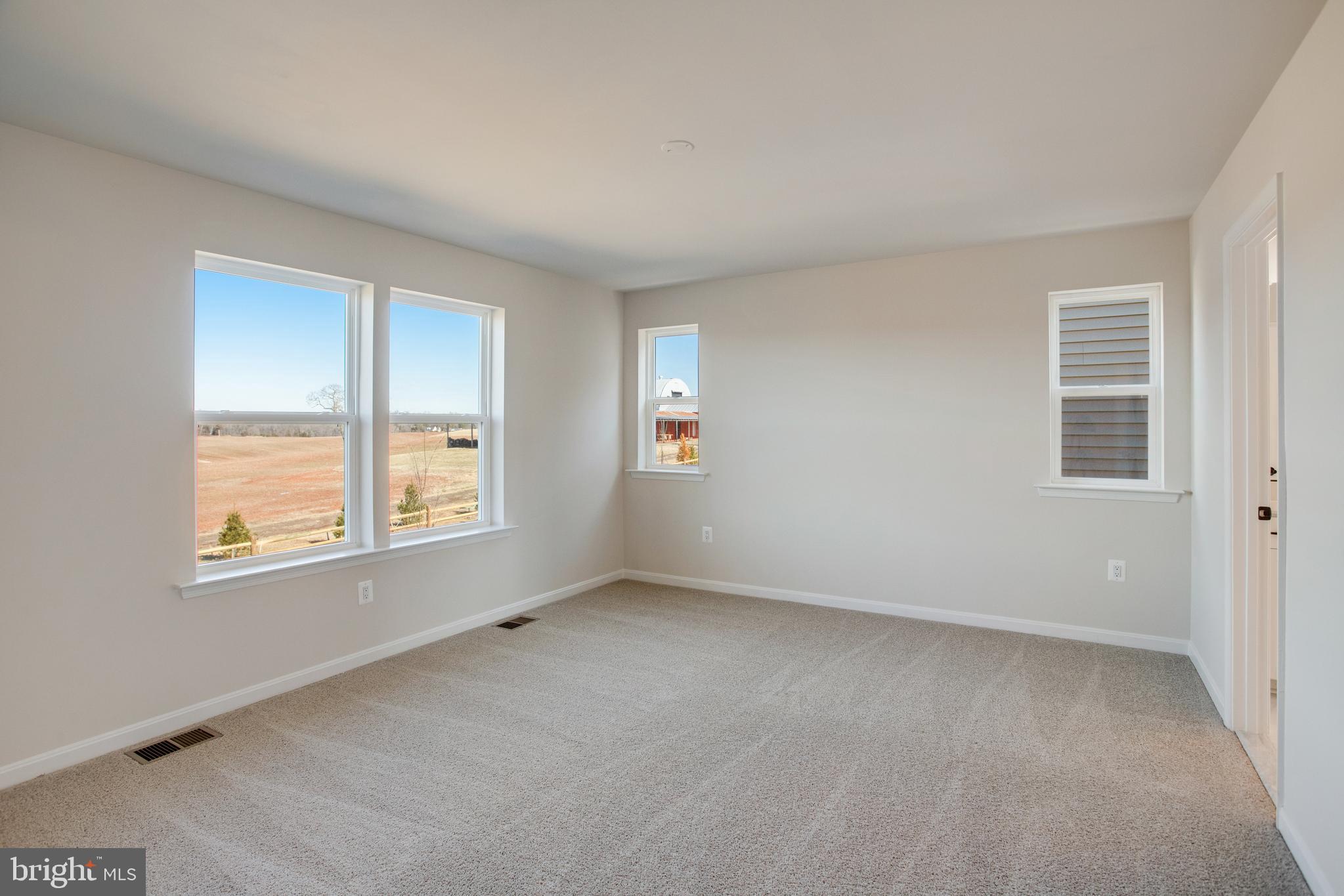 SEASONS AT ROUND MILL MEADOWS - Residential