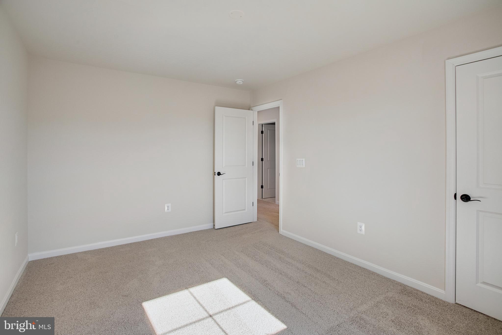 SEASONS AT ROUND MILL MEADOWS - Residential